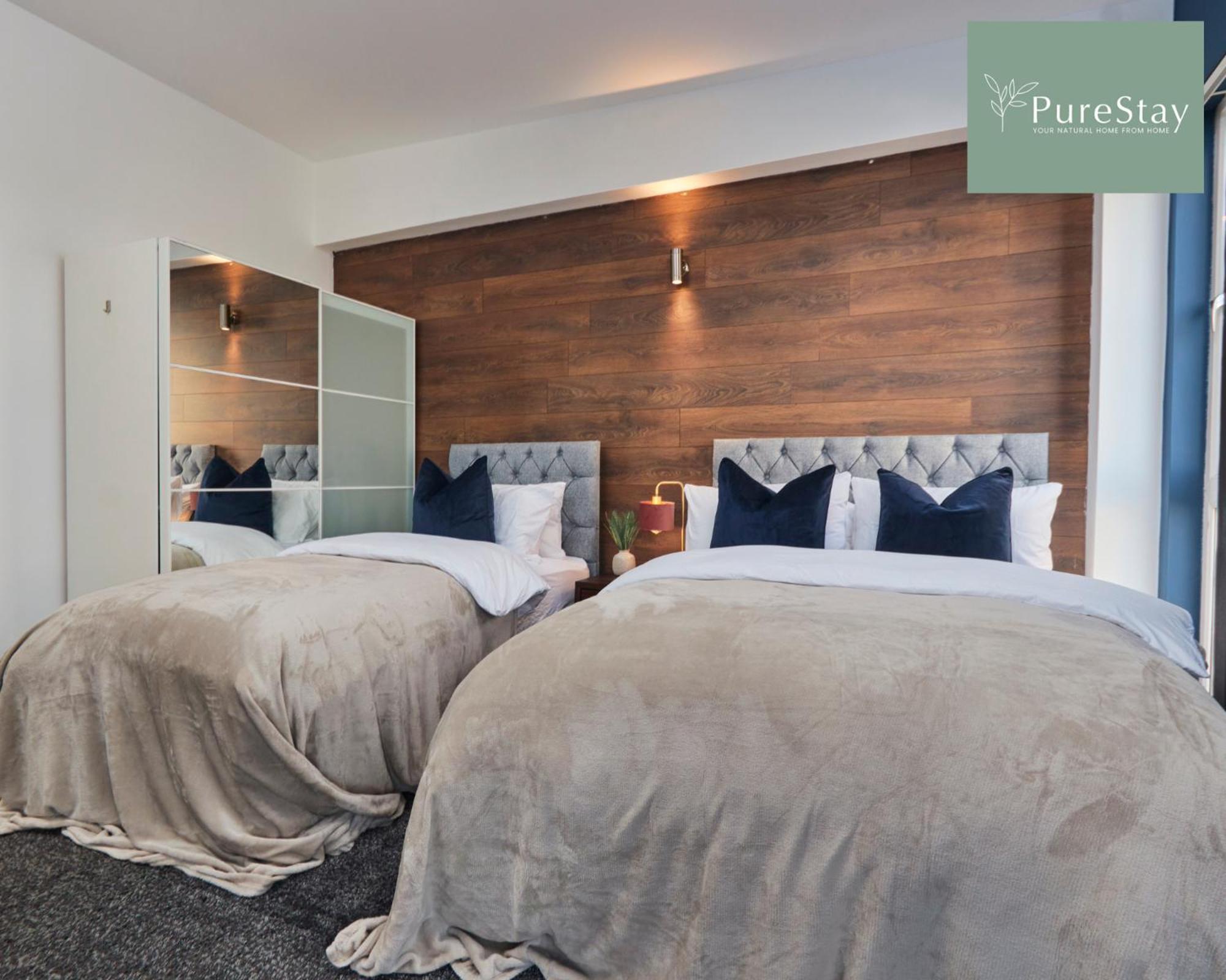 Superb House Manchester Near Etihad With Free Parking Sleeps 8 المظهر الخارجي الصورة