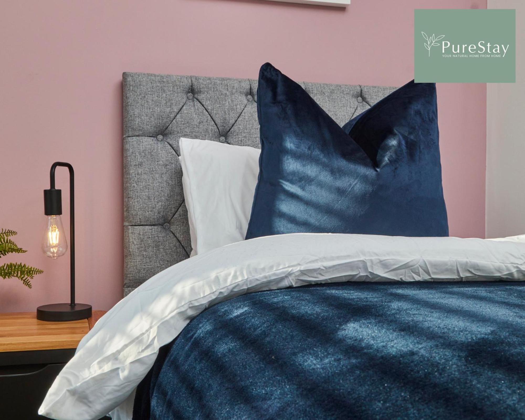 Superb House Manchester Near Etihad With Free Parking Sleeps 8 المظهر الخارجي الصورة