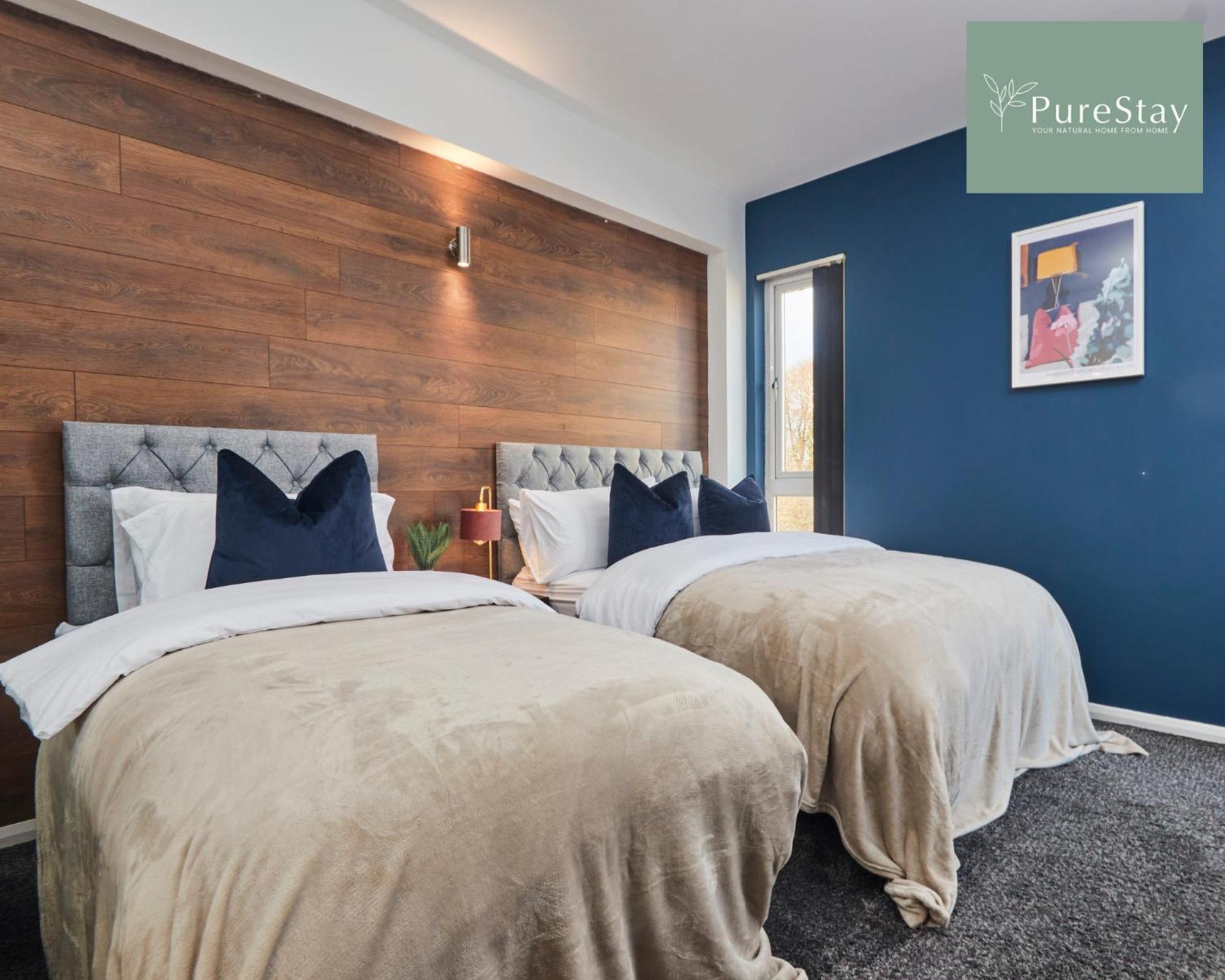 Superb House Manchester Near Etihad With Free Parking Sleeps 8 المظهر الخارجي الصورة
