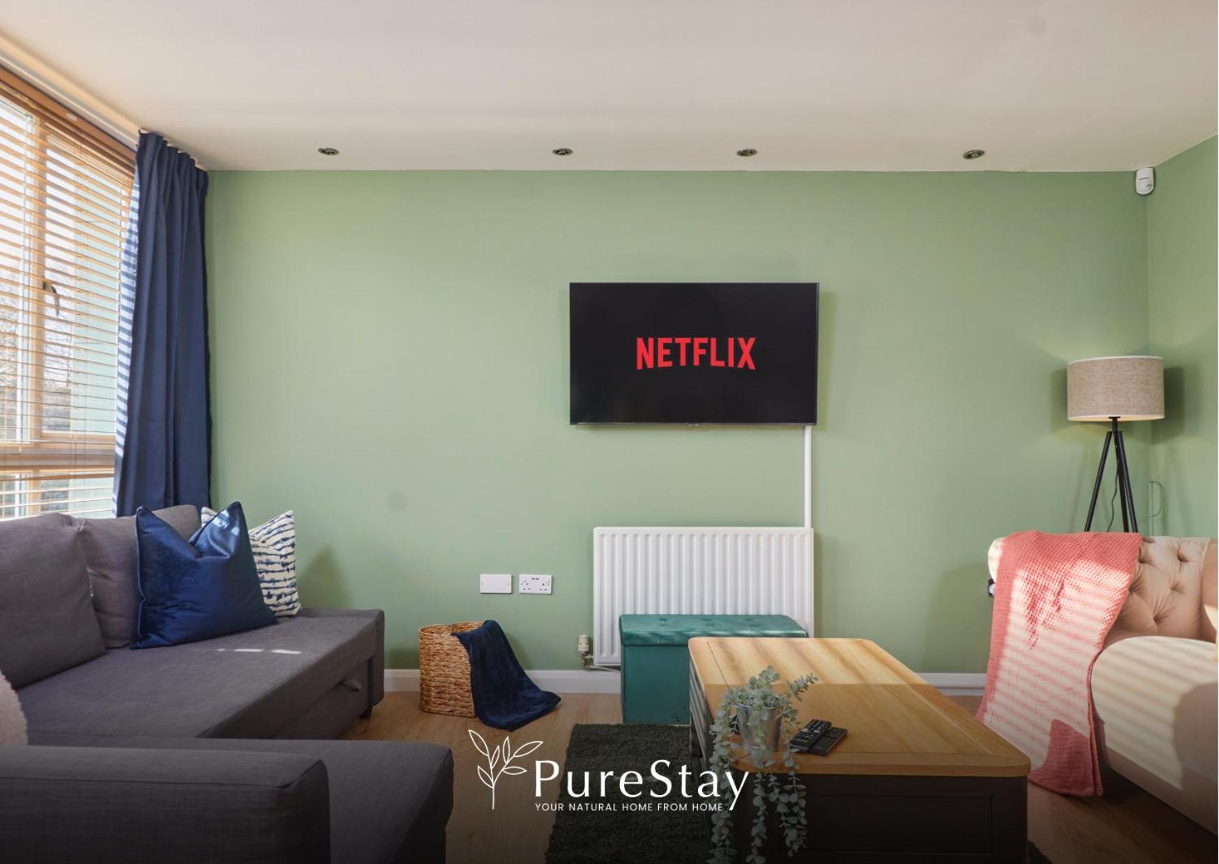 Superb House Manchester Near Etihad With Free Parking Sleeps 8 المظهر الخارجي الصورة