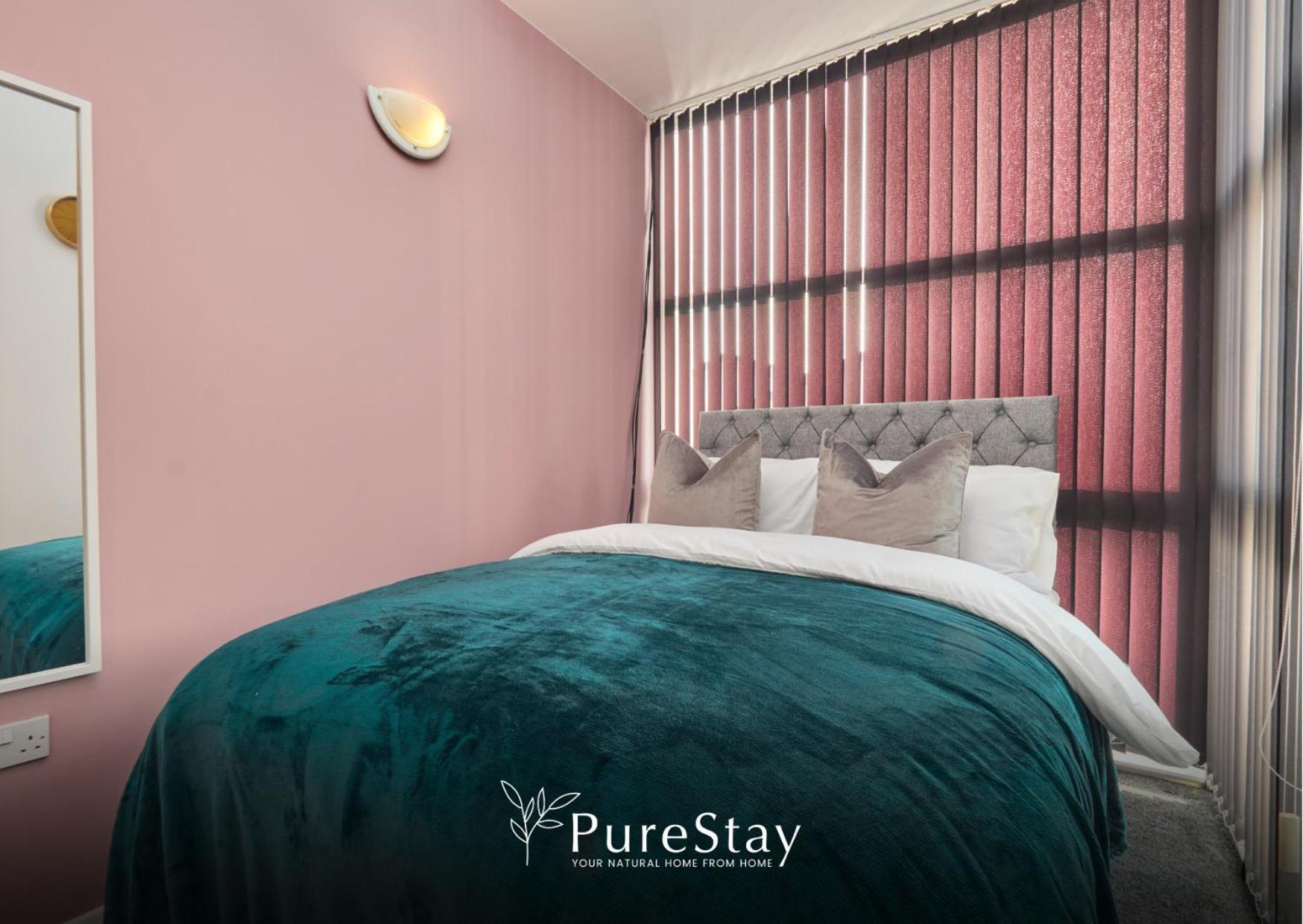 Superb House Manchester Near Etihad With Free Parking Sleeps 8 المظهر الخارجي الصورة